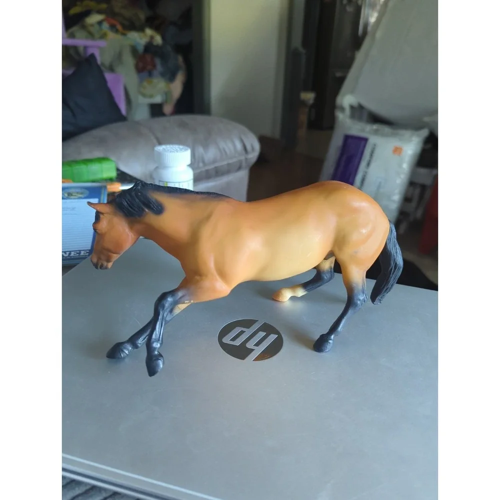 Breyer Classic Scale  Buckskin Cutting Horse